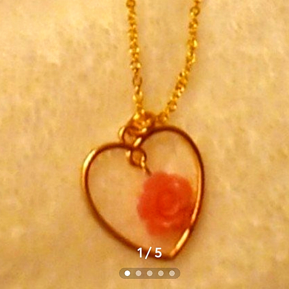These are roses jewlery